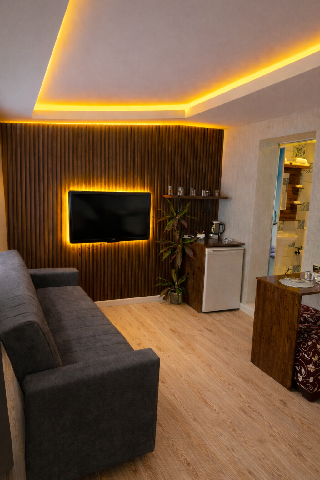 Luxury Stüdyo Suit